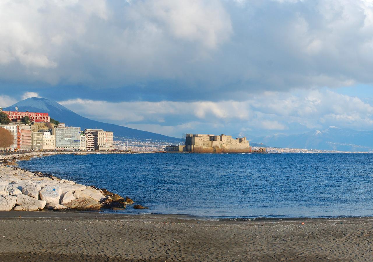 Napoli Lungomare Caracciolo Mon Amour Exterior foto